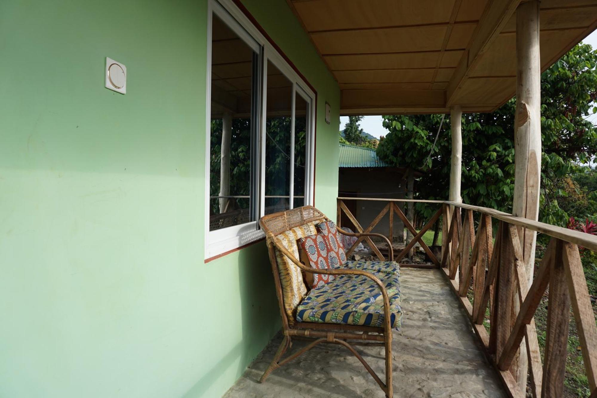 Cocoa Village Guesthouse Obo  Eksteriør billede